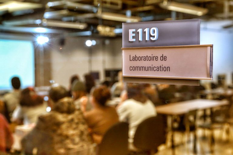 Arts, lettres et communication - communication et médias