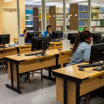 Collège de Rosemont - bibliothèque